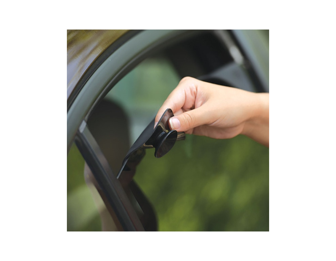 Persiana o Cortina Solar Flexible y Ajustable para auto