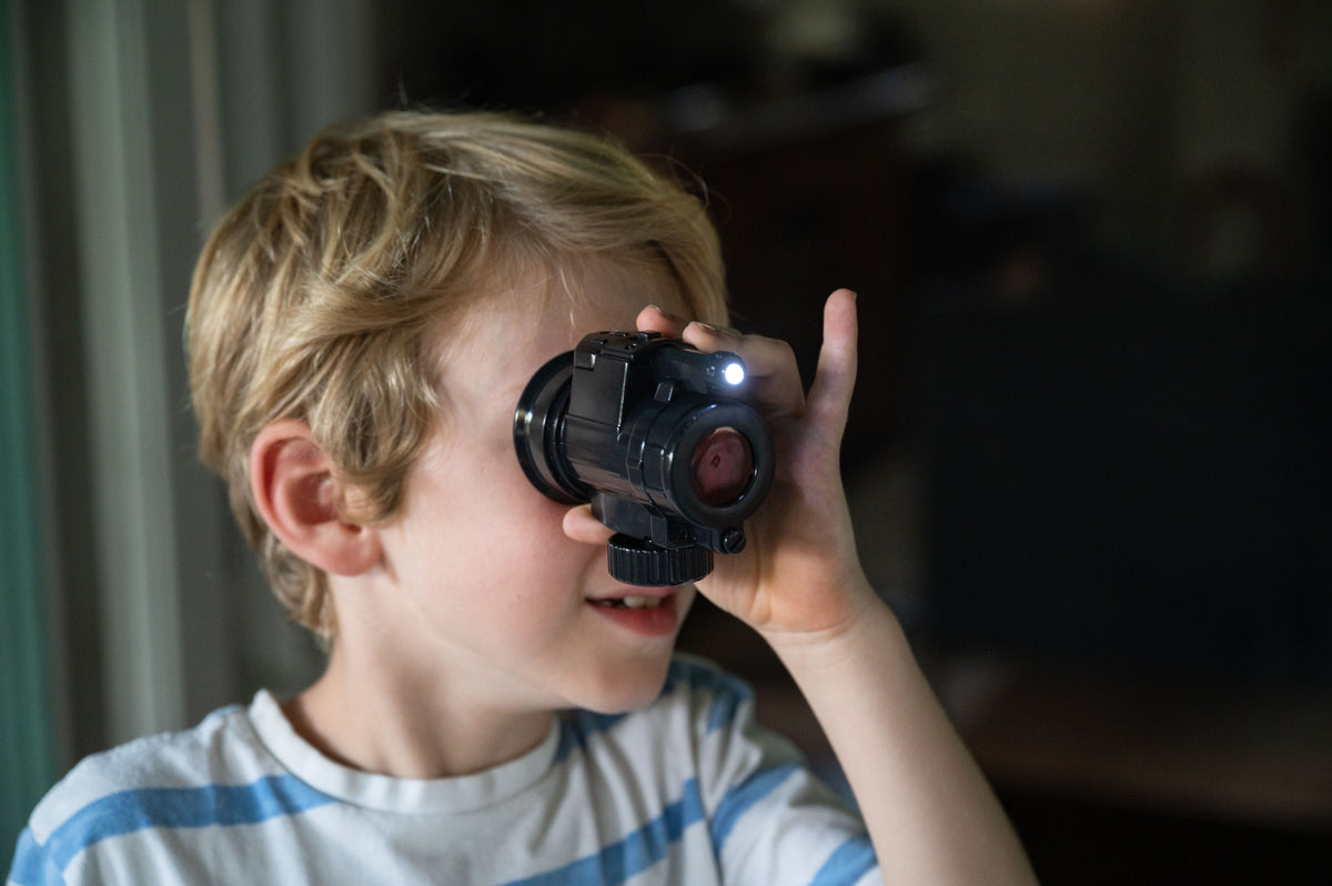 Kit de Espionaje y Visión Nocturna Kidz Labs 4M